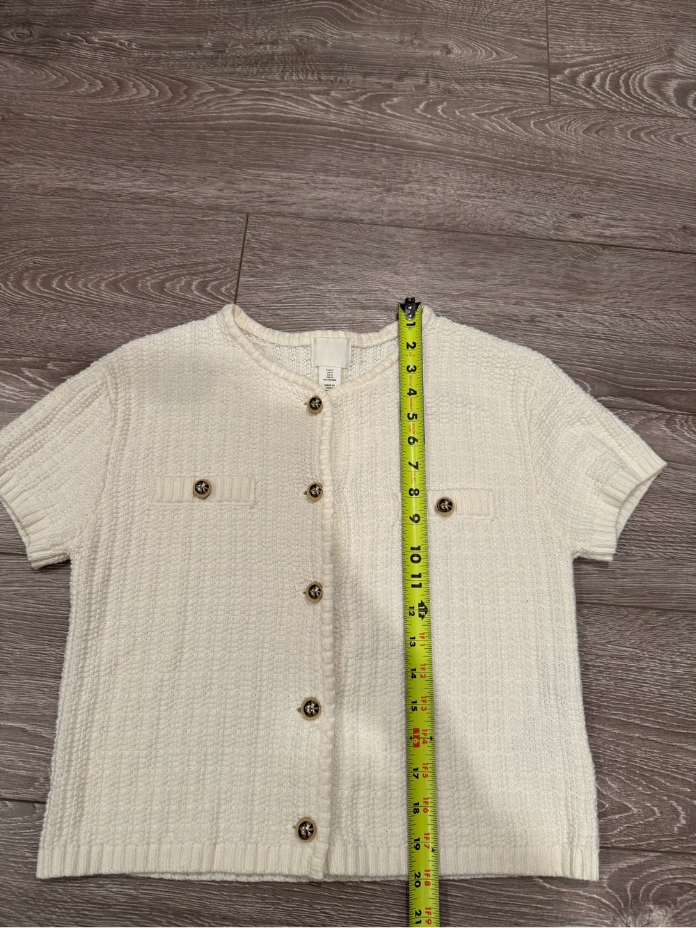 H&M Cream Short-Sleeve Button-Front Knit Top Quiet Luxury Beachy Tennis